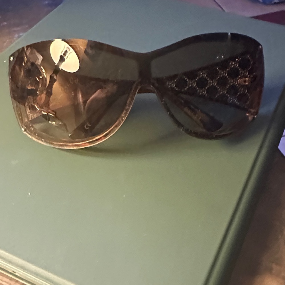 Stylish Brown Sunglasses